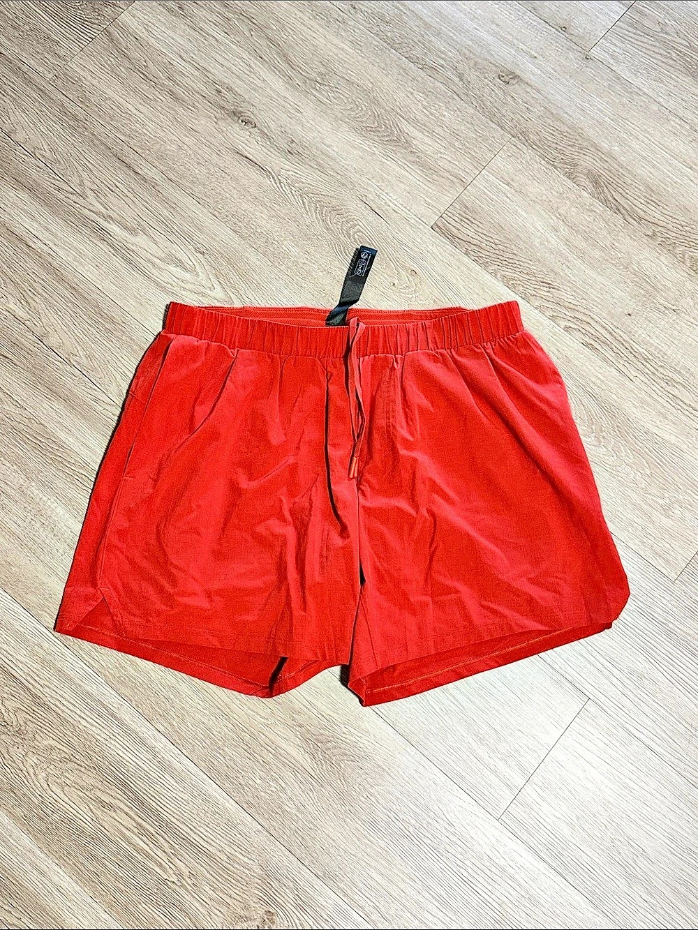 Lululemon Pace Breaker Athletic Shorts Red Large